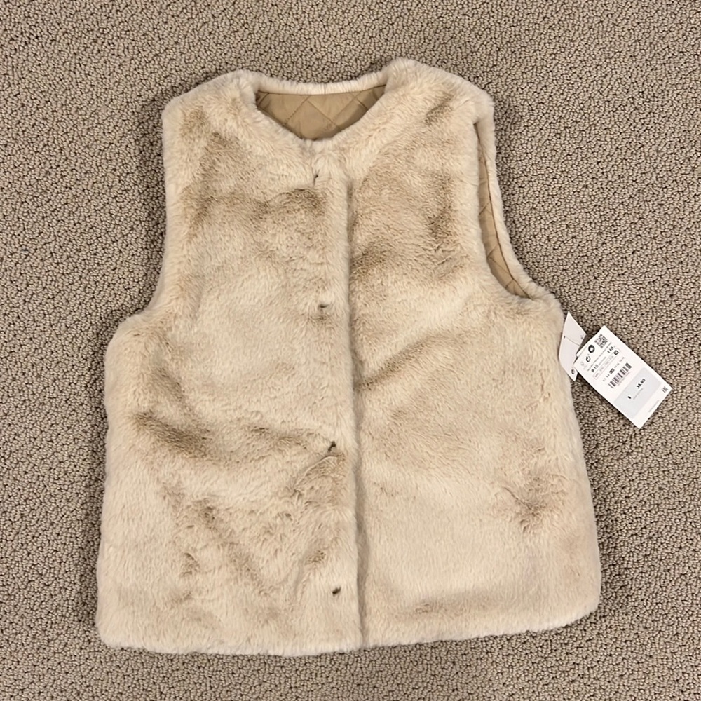Zara kids fur vest NWT 9-10 cream/tan reversible!!